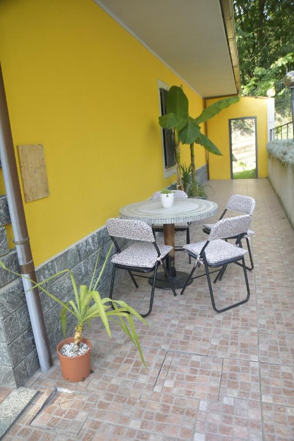 B&B La Casa Nel Bosco Invorio Inferiore Buitenkant foto