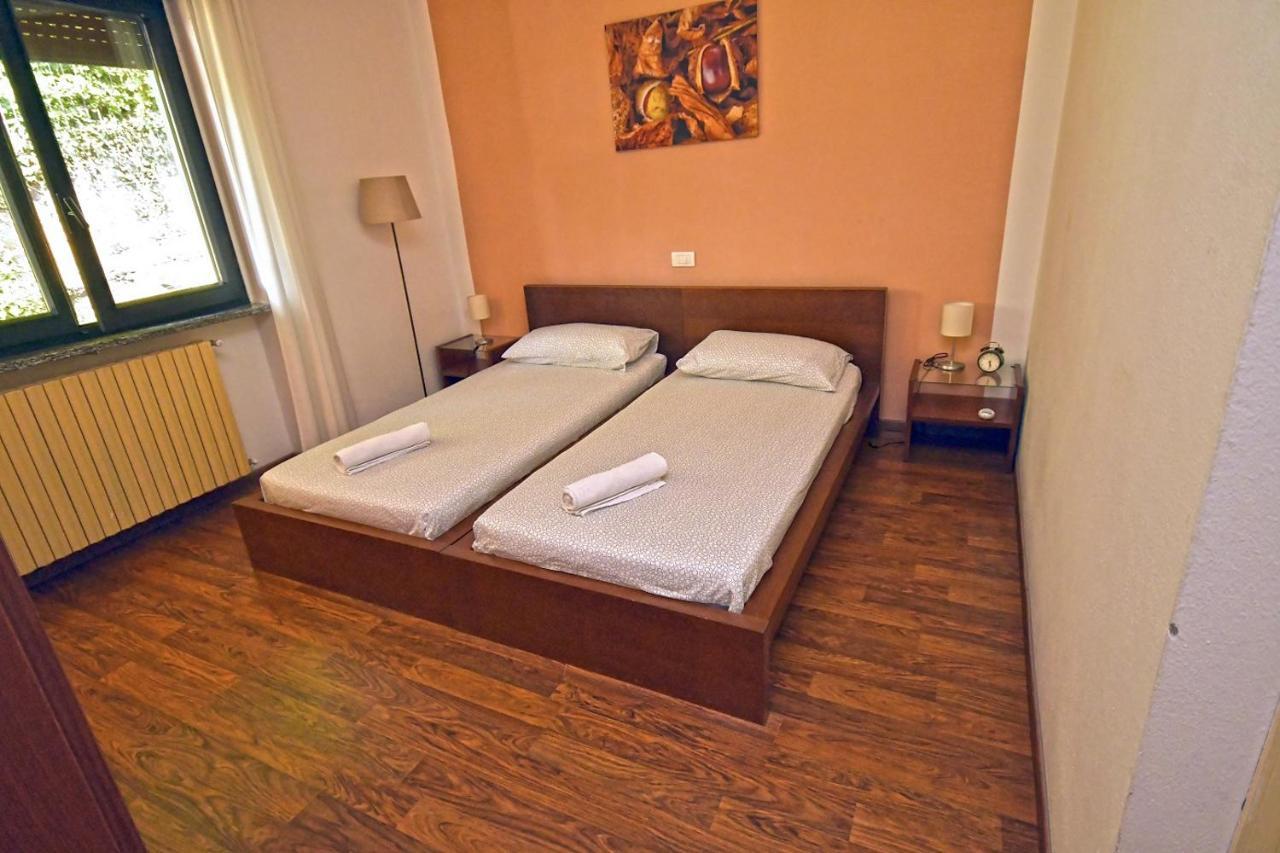 B&B La Casa Nel Bosco Invorio Inferiore Buitenkant foto