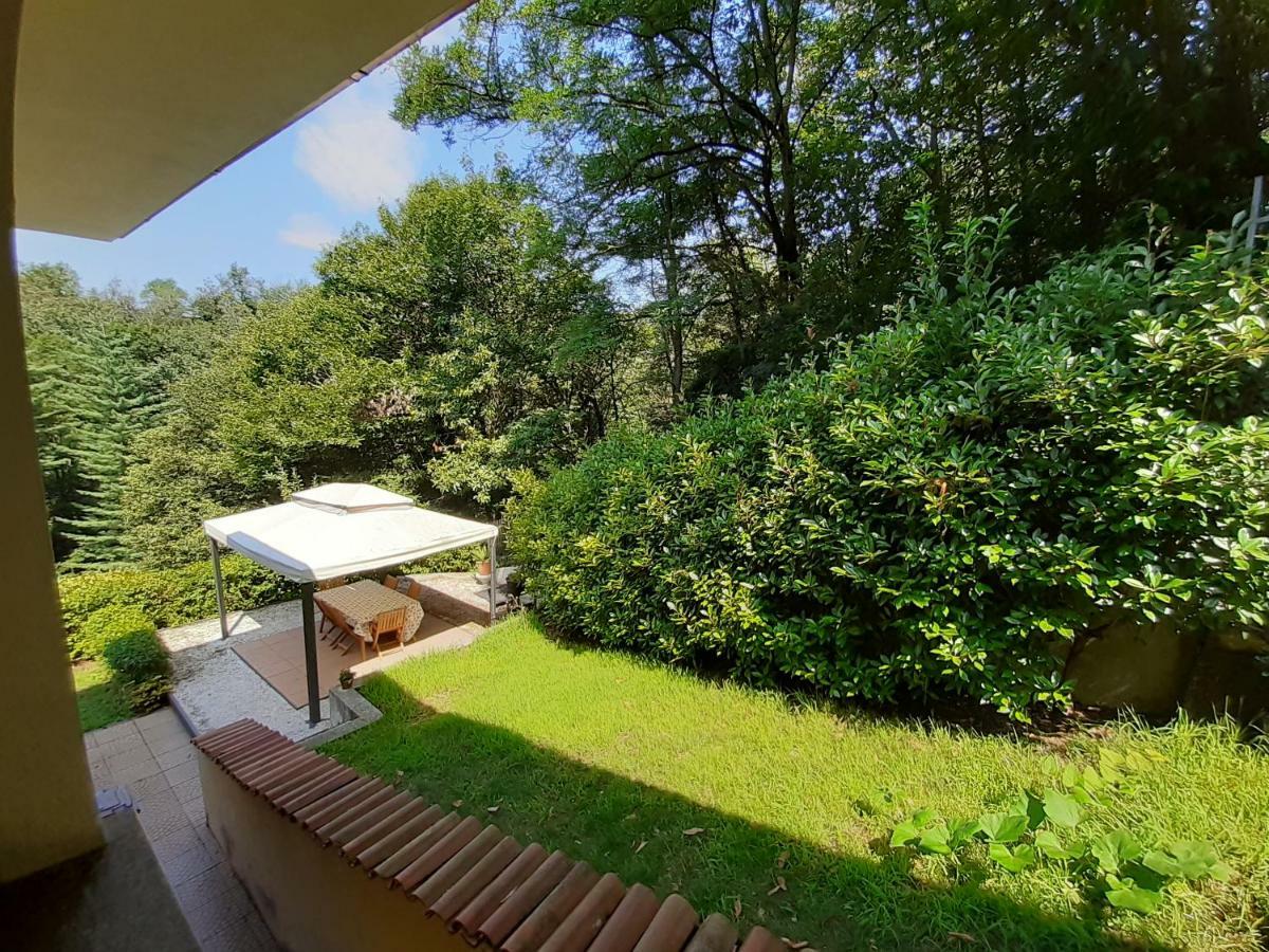 B&B La Casa Nel Bosco Invorio Inferiore Buitenkant foto