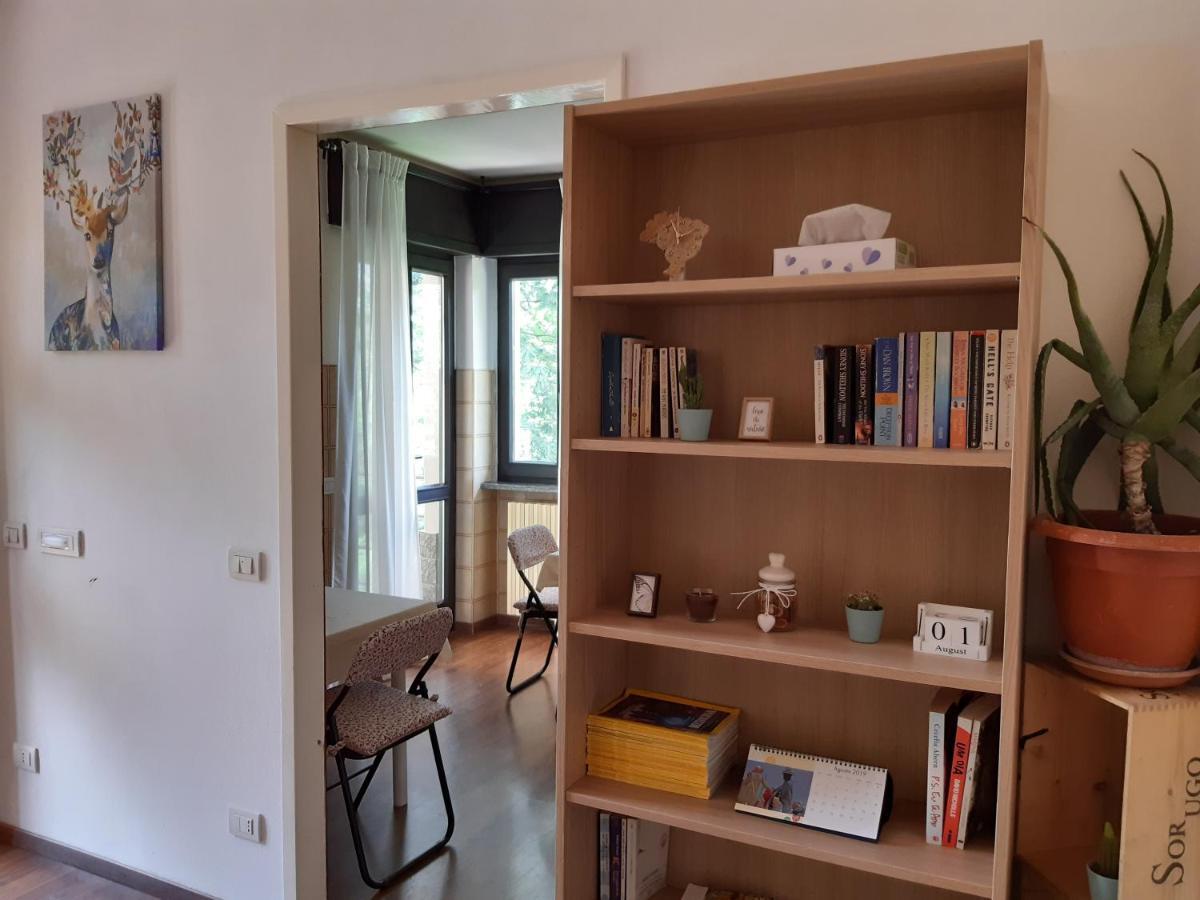 B&B La Casa Nel Bosco Invorio Inferiore Buitenkant foto